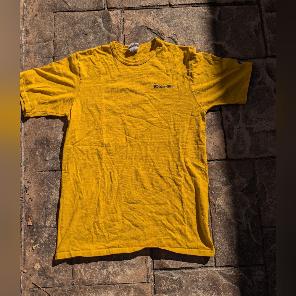 Champion t shirt
